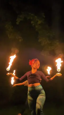 #fire #flow #fireflow #firedancer #firedance #fireball 