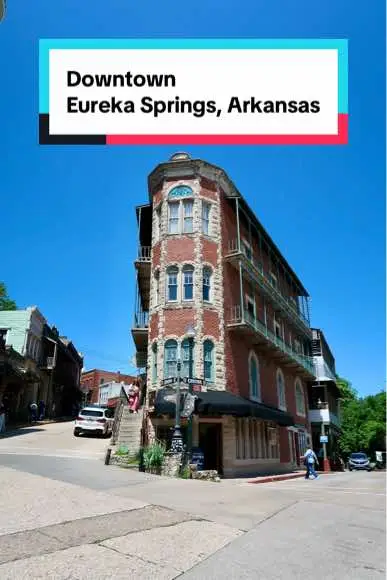 📍No trip to Eureka Springs is complete without a stroll (hike or climb might be more accurate descriptions!) around the historic downtown. 🛍️ Shop, sip, and dine as you spot murals, admire buildings, and breathe in the mountain air. ☕️ What’s your favorite Eureka Springs spot? Spots featured in our photos: 🍔The Spring on Main where we had the most delicious burgers (they even have gluten free bread!) 🍳Mud Street Cafe for breakfast (they also have gluten free bread and unlimited coffee bar!) 🌙Crescent Moon Beads, a bead lover's dream #eurekaspringsarkansas #eurekasprings #Arkansas @arkansastourism 