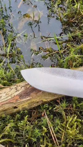 Handmade 23 cm full tang knife with Stabilized MazurBirch handle. €175 check the link in my profile. O2 Steel  Blade Length: 10.5cm Blade Thickness: 3.5mm Blade Height: 35mm Handle Length: 12.5cm Handle Thickness: 18mm  Handle Height: 30-35mm #HandmadeKnife#CustomKnife #bushcraftknives #KnifeMaker#ArtisanKnives #bushcraft #KnifeCommunity#KnifeArt#BladeCraft#KnifeCollection