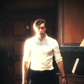 THE WAY HE POWER WALKS BACK UP OH MYYY || #foryou #jamesbeaufort #jamesbeaufortedit #rubybell #rubybelledit #maxtonhall #maxtonhalledit #aftereffects 