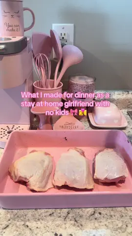 First time making chicken thighs in the oven and OMG so fire!!! #cooking #dinner #pink #fyp #foryou 