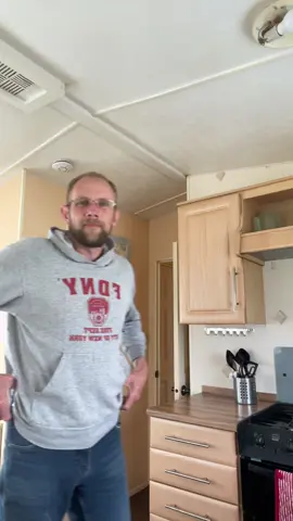 Just laughs #fypシ #trending #fyp #MentalHealth #viral #laugh #funny #famous 