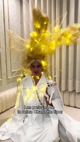 Mi personaje favorito de bridgerton la reina Charlotte 👸🏻 vi este trend de The Only Nate  y @Kimberly Reyes me ayudó a hacer nuestra versión de las  pelucas de la reina mas icónica de la serie 🤣 denme ideas para próximas pelucas #bridgerton 