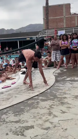 Which Athlete Had The Best Crowd? Cred: juan_calisthentics.full via IG, isaactang_sw via IG, dioncodes3179 via YT #athlete #reaction #calisthenics #gym #viral
