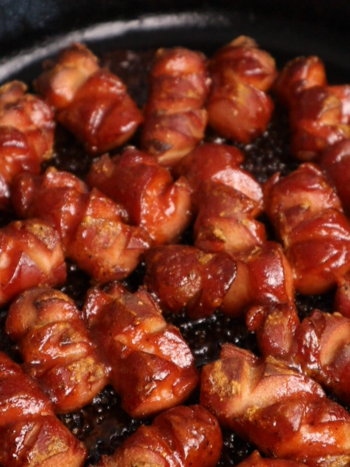 @thebkydpalate I made your hot dog burnt ends Dollar Tree style! #hotdogs #memorialdayweekend #cookoutrecipes #bbq #burntends #dollarstoredinners #dollartreefood