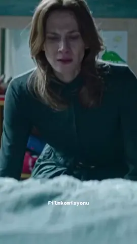Está película es demasiado desalmada, se llama voces 😨😱🎥 #suspenso #lasmejorespeliculasentiktok #encuentroconelterror #peliculasespeciales #peliculasdeterror🕸️🕷️🎃 #viralentiktok 