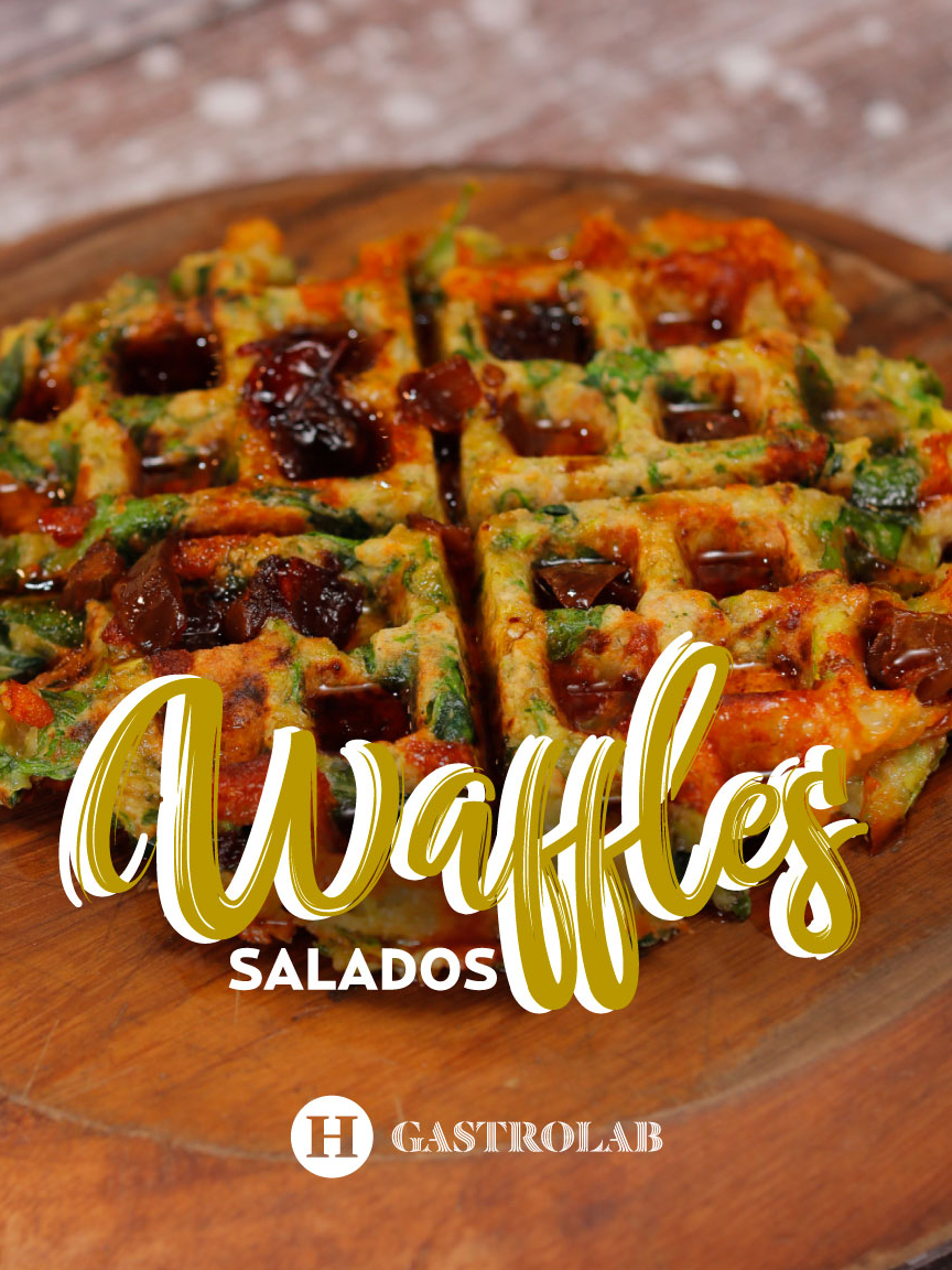 Espera, ¿qué? ¡Waffles salados! ¡Sí! Y saben deli, ¡ideales para un brunch de 10! Checa cómo los prepara la chef Dany y sorprende en casa con este increíble platillo 🥰  ¿Ya guardaste el videito? 🧑‍🍳: daniela.torres.h