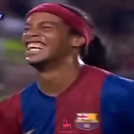 brasil🕺|#ronaldinho #gaucho #viralvideo #fy #fyp #zyxbca #brasil #skills #dribbling #prime #football #football_master_19 #futbol #futebol #hazmeviral #footballtiktok #foryou #foryoupage #viral #edit #phonk #funk 
