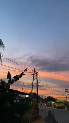 #ujungbatupride #langitaesthetic #senja #storysunsetestetik 
