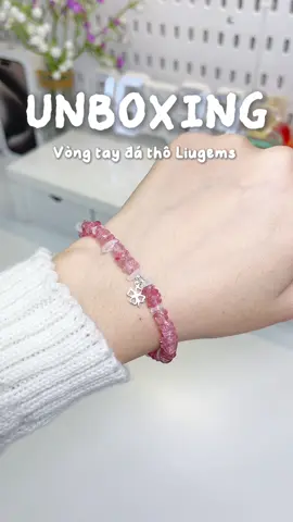 Vòng xinh hỗ trợ tình duyên 💗 @Liugems Official #liugems #lactaytho #vongtinhduyen #lactaybac #lactay #vongtay #unboxing #thaothichriviu #viral #fyp #xuhuong #foryou 