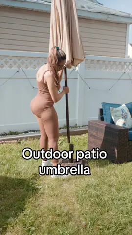 Outdoor patio umbrella is just perfect #outdoorumbrella #patiofurniture #patioideas 