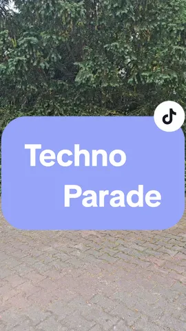 ❗️TechnoParade❗️ Kommst mit? #techno #parade #bier #rave #feiern #party #we #tekk #shuffle #dance #tanzen #outfit #sexy #hasseröder #manni #🕺 