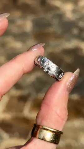 Crazy to think my job is making your wedding jewelry?! Pinch me. This is my dream 🥹