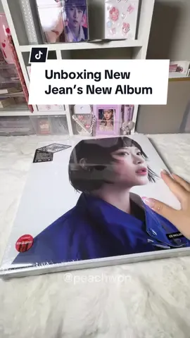 ~Unboxing New Jean’s New Album~ I love opening new jeans albums! They always give so many inclusions! @NewJeans  Also, can’t deny that this song is a bop!  #newjeans #newjeans_howsweet #unboxingkpop #unboxingalbum #kpopalbum #kpoptiktok #kpopfyp #target 