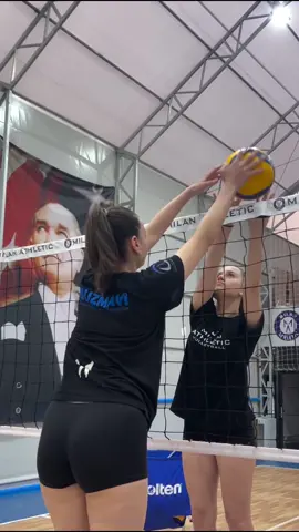 #fileninsultanları #voleyboll🏐🏐 #voleybolbenim #keşfet #keşfetbeniöneçıkar #keşfetteyizzz #voleybolcu #voleyboll #volleyballgirls #volleyball #volleyballplayer 