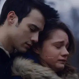 Recently I was going to watch this series and I did. It is a series with amazing emotions. There are not many series and seem to have missed it. But it’s still good to see. It ends so suddenly, the continuation depends on our imagination. If you watch the series, you will convinced of the thing, how talented is Miray 🤍 .  “ Mucizelere inanmıyorsanız bu diziyi izleyin, Çünkü Mahir, mucizevi inancı ve sevgisiyle Cihan’ın kurtuluşuna çok büyük katkıda bulunmuştur. “ ⭐️😌 . #miraydaner #miray #mertyazıcıoğlu #mert #birlitregözyaşı #cihan #mahir #mahiryetkin #cihanyurekli #couplegoals #hudutsuzsevda #dizi #cihmah