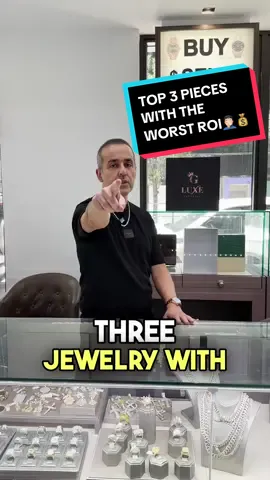 TOP 3 JEWELRY PIECES WITH THE WORST ROI‼️ You guys ask us all the time “What are the best investment pieces?” What you guys should be worried about are the pieces that you shouldn’t even waste your time on unless you’re ready to take a hit when it’s time to re-sell🤦🏻‍♂️ • • • #gluxejewelers #roi #bustdownwatch #bustdown #diamonds #engagementring #depreciation #audemarspiguet #3ct #smartinvestment #saveyourmoney #financialintelligence #moneymoves #buyselltrade #watches #watchgame #jewelrybusiness #top3 