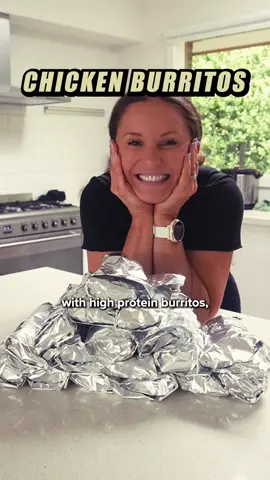 THE ULTIMATE MEAL PREP 🌯  18 HIGH PROTEIN CHICKEN BURRITOS Such a convenient meal to make when you are time poor throughout the week. You could even swap the chicken thigh for chicken breast to make it even higher protein. 600 calories | 35g protein  Reheat Instructions: Store your burritos in the freezer & when you’re ready to heat it up first take it out of the foil/wrapper, wrap it in a paper towel & microwave for approximately 2 minutes (this will thaw the burrito to ensure it isn’t cold in the middle) from here air fry at 190C for 5 - 8 minutes. This can also be done in the oven or pan fried, times may vary slightly.  #highprotein #macrofriendly #mealprep #burritomealprep #frozenburrito #proteinburrito #macrofriendlyrecipe 