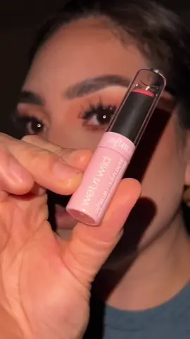 Amiga!!! Estos nuevos labiales de @wetnwildbeauty 🙌🏻🙌🏻 #wetnwild #lipstick #fyp #makeup  