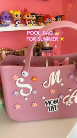 Got a pool bag for me & the girls im obsessed 😍😍 schools out pools out #poolbag #viralbag #mombag #beachbag #summerbag #crocbag 