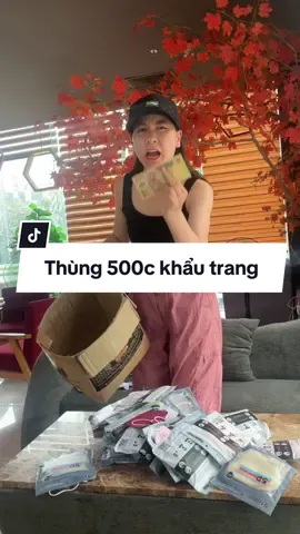 Em mua cả thùng 500c khẩu trang có hơn trăm, dùng cả năm luôn#trending #xuhuong #dungziuzang #khautrang #khautrang5d #khautrangthinhphat 