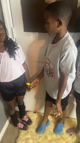 #hillkids #fypシ゚viral #soccersaturday #goodday #morninglife #argument #kidsoftiktok 
