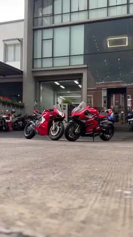 Red is a Ducati 🚀🚀🚀 #fyppppppppppppppppppppppp #fypシ゚viral #fypシ #foryoupage #fypシ゚viral🖤tiktok #fypage #fypdongggggggg #foryoupageofficiall #ducati #ducaticorse #ducatista #ducativ4 #ducatipanigle #ducatipaniglev4 #ducatipanigalev4r #ducatisuperleggerav4 #ducatisuperbike #panigale #panigaleofficial #ducatipanigalev4r #superleggera #superleggerav4 