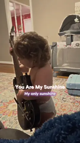 Wow, talented kid….. You Are My Sunshine #youaremysunshine #fyp #lyrics #music #lyricvideo #foryoupage #foryou #viral  Credits :- @Karsen (Sunshine’s mom)                   @AtilaKw                           