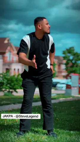 No one can do the @official.agyakoo  dance better than I do 😀😀😀. Song from @Steve Legend. Dancers @Official Jeffrey1 @Krix_Krox🇨🇦(More Fire🔥)  #foryoupage #life #kwamegee #ghanatiktok🇬🇭 #canada_life🇨🇦 #fyp #foryo #foryo #canada_life🇨🇦 #motivation 