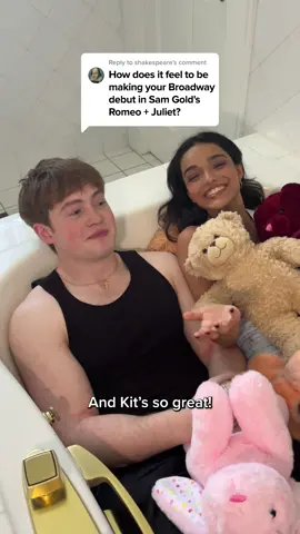 Did my heart love till now? 🫀🗡️ Q+A part 1 @kitsconnor1 #RachelZegler