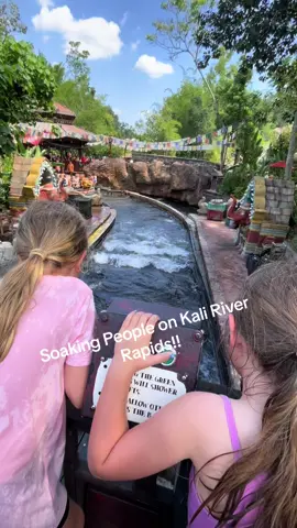 Soaking people on Kali River Rapids!! #waltdisneyworld #animalkingdom #summervacay #thevacationeerjenna 