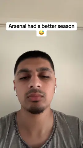 congrats gunners🤣 Follow for more #fyp #funnytiktok #arsenal #manchesterunited #footballtiktok #football #trophy #football #manutd #troll #funny #explorepage #mrw_004 