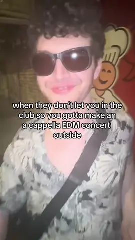 why does it kinda slap 😂  #thereshewasjustwalkingdownthestreet #edm #acapella #nyc #clubbing #nightlife #comedysong #silly #jaredbgoldsmith #jaredsings #singing #singer #theatrekid 