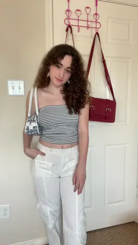 summer ootd #summerootd #edikted #tubetop #minipurse #lowrisejeans #cargopants #brandymelvillehaul #OOTD #grwm #summeroutfits #fashiontiktok #summerinspo 