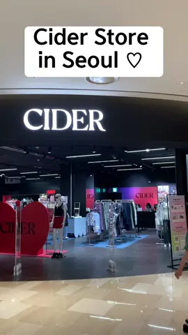 Some impressions of the Cider Store located in Seoul in South Korea ~   Tbh I thought Cider only existed in the form of online shopping lol, guess I was wrong :) also I have no idea whether this was just a pop up store or a regular store  #korea #southkorea #seoul #shopping #clothes #cider #shoppinghauls #ciderhaul #kfashion 