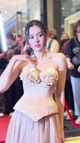 Có hẹn cùng 