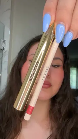 Pretty Lip Combos🥰🎀 Anyone else loveee seeing lip combinations??💋 Rare Beauty has some of the best lip liners in my opinion! And the Hourglass Glossy Balms are a new fan favorite! Especially this color, love me a beautiful brown🤎 @Rare Beauty Kind Words Matte Lip Liner in Admired. @Hourglass Cosmetics Phantom Volumizing Glossy Balm in Trace. ~includes pr with no obligation to post. #makeup #makeuptrends #makeupreels #makeupobsessed #makeupaddict #beauty #beautyreels #beautytrends #beautyobsessed #beautyaddict #likes #ulta #sephora #makeup2024 #trends #reels #explore #explorepage #viralmakeup #viral #hourglasscosmetics #rarebeauty #sephorahaul #grwm #lipcombo #selenagomez #lipgloss #lipliner #newmakeup #lipcare