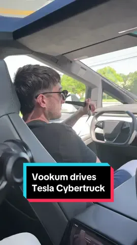 On our latest venture we go to George the car guy and we take a look at some cars. We end off driving a Tesla Cybertruck #rolex #watches #luxury #entrepreneur #business #foryou 