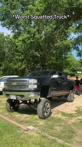Wouldnt drive this truck #trucks #carolinatrucks #chevy #squattedtrucks #bigjill 