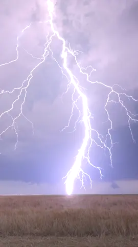 Late May has been an absolutely and incredibly busy stretch of storm chases. Unfortunately it has been full of destructive tornadoes as well. But here are some random outtakes of the other moments, including some wild lightning from storms. #colorado #lightning #lightningstrike #oklahoma #texas #weather #nature 