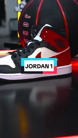 Air Jordan 1 Mid “Black Toe” Con una combinacion que hara resaltar tu look  Contamos con envíos a todo el país.😎🚧⚠️ 📍 www.veinteavenida.com ✔️ Bac o Visa Cuotas (Sin Recargo) #sneakers #jordan #airjordan #senakers #air #tenis #calzado #outfit #fyp #foryoupage #foryou 