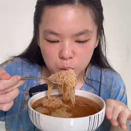 Mukbang bakso (Yt:Nicolle Angelya) #nicolleangelya #bakso #baksopedas #pecintabakso #bikinngiler #fyp #mukbangvideo #mukbangasmr 