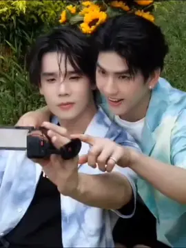 Sweet Moment 💜💙#jimmyyjp_ #sea_tawinan🌊 #jimmysea #flypシ #จิมมี่ซี #งั้มงั้ม #จิมมี่จิตรพล💜💙ซีทวินันท์ 