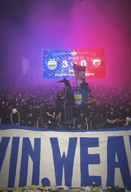 Northernwall in action at sijalak harupat bandung🔥 #persibbandung  #bandungfootball #bandungculture #1933 #juara  #final 