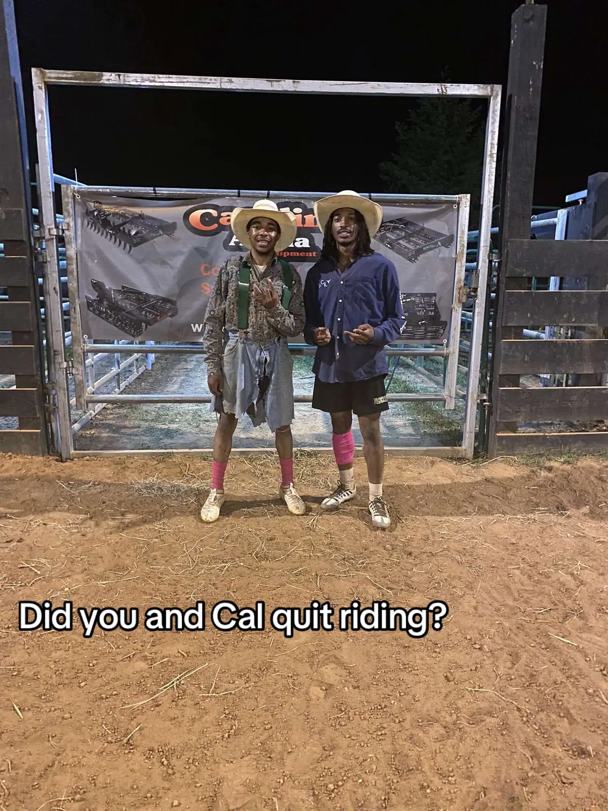 #cowboy #bullriding #fyppppppppppppppppppppppp #fyp #cowboyshit #roughiesdoitbetter #rodeo #bullfighter #carolinaarenaequipment #viral #rodeotok @Calvin👑 