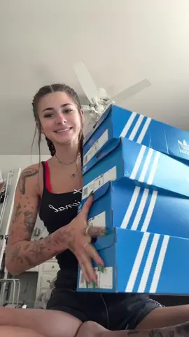 Lmk if yall want more hauls bc i can guarantee there will b more #adidas #shoehaul 