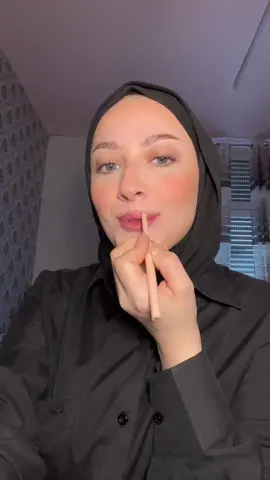 ايش في لسا اشياء بتنصحوا فيها من sheglam ؟#fyp #اكسبلور #explore #skincare #makeup #sheglam @SHEGLAM 