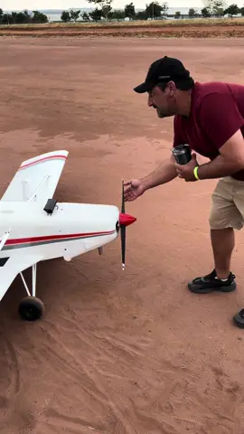 Que avião é esse?#FalaGalvao #brasil #viral #aeromodelo #aeromodelos #aeromodelismobrasil #aviation 