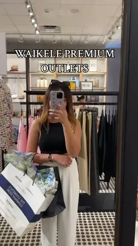 📢 FOMO ALERT at Waikele Premium Outlets! National Outlet Shopping Day™ is coming. #ad Sign up for VIP today to get an early exclusive access for National Outlet Shopping Day™ on June 8-9.  Visit www.premiumoutlets.com to learn more.  #SimonSaysShop #NationalOutletShoppingDay #NOSD #OutletFinds #hawaii 