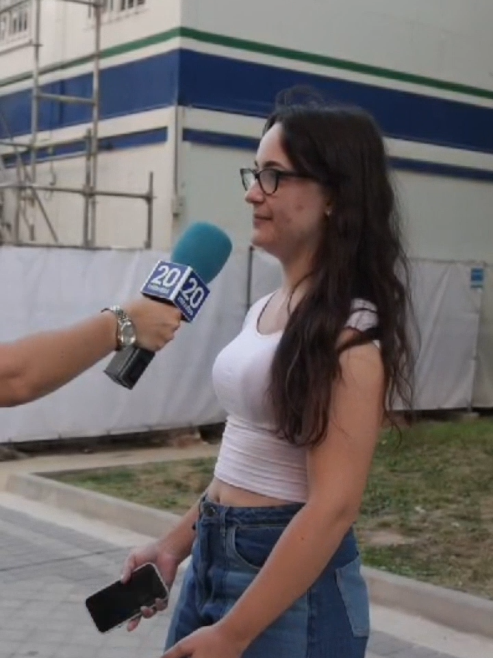 ⛺ Así acampan las 'swifties' antes del concierto del Bernabéu #theerastour #theerastourtaylorswift #santiagobernabeu #bernabeu #realmadrid #estadiosantiagobernabeu #taylorswift #madrid